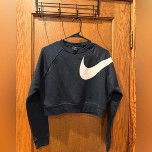 nike cropped sweater